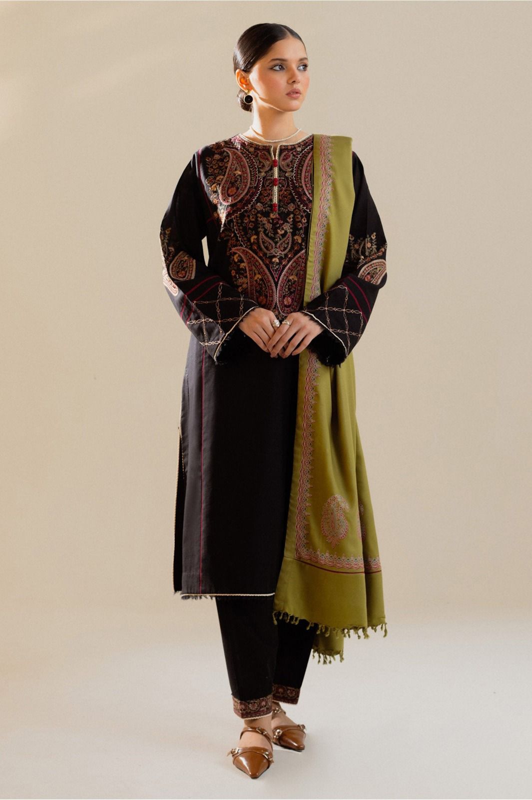 PARTY WEAR EMBROIDERED DHANAK